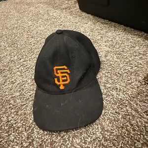 Giants hat